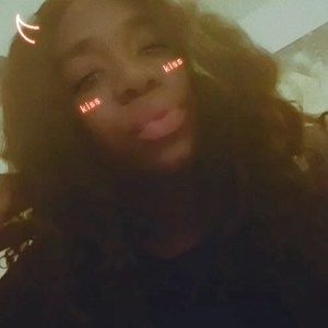 Meet your Posher, Janelle